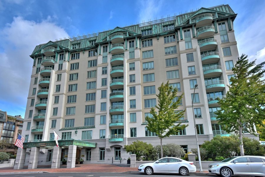 The Stratford senior living community